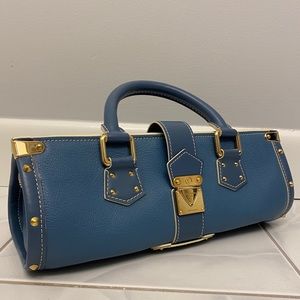 Genuine leather Louis Vuitton purse